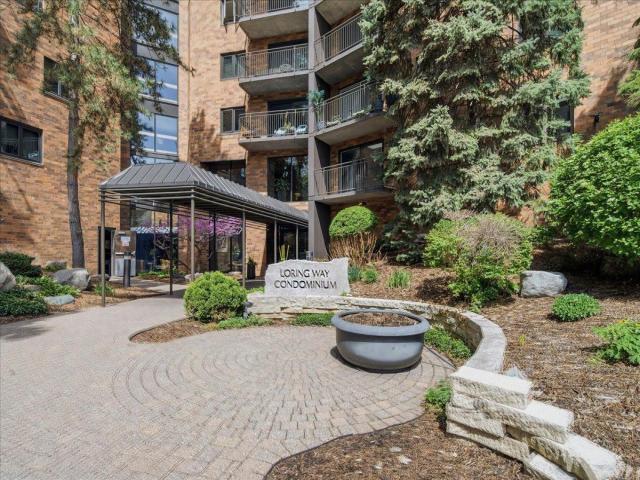 210 W Grant Street Unit 222 Minneapolis MN 55403 - MLS# 7064136