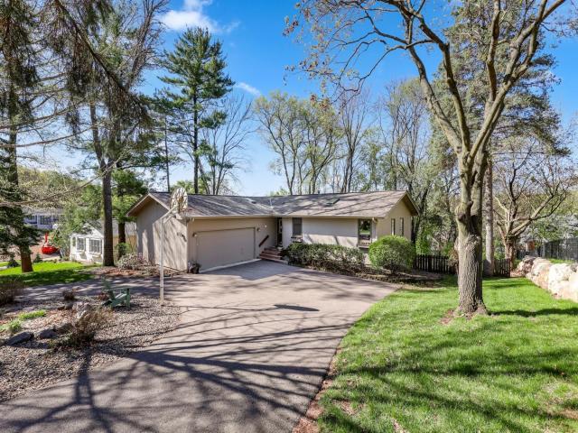 531 Indian Hill Road Chanhassen MN 55317 - MLS# 7064194