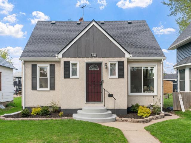 1809 Hyacinth Avenue E Saint Paul MN 55119 - MLS# 7064202