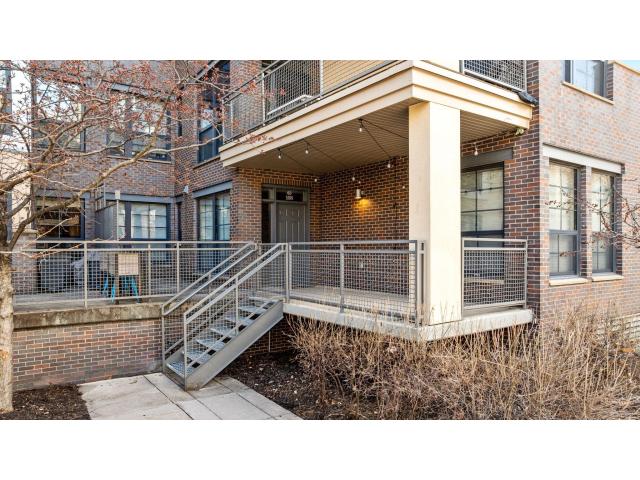 825 Berry Street Unit 103 Saint Paul MN 55114 - MLS# 7064221
