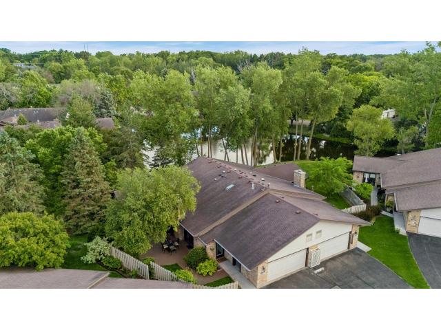 1151 Black Oaks Lane N Minneapolis MN 55447 - MLS# 7064389