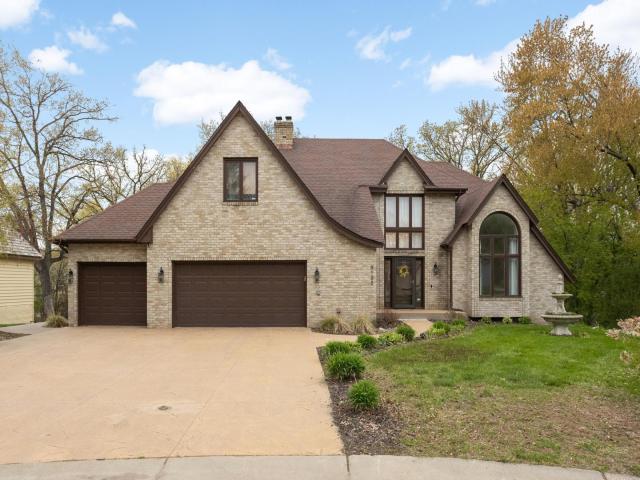 6135 Berkshire Lane N Plymouth MN 55446 - MLS# 7065051