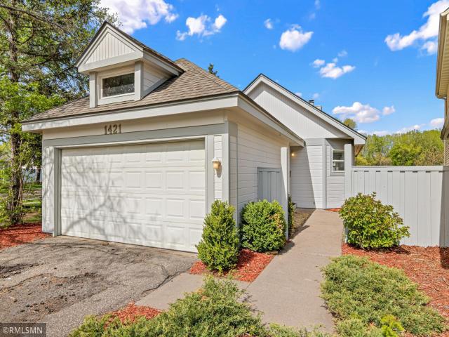 1421 Granada Trail N Oakdale MN 55128 - MLS# 7065086