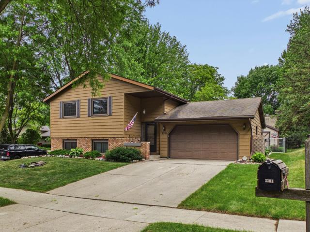 3301 Knob Lane NW Rochester MN 55901 - MLS# 7065140