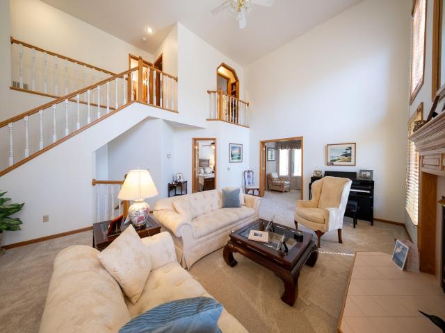13274 Huntington Drive Saint Paul MN 55124 - MLS# 7065163