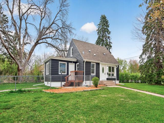 1475 Ivy Avenue E North Saint Paul MN 55106 - MLS# 7065353