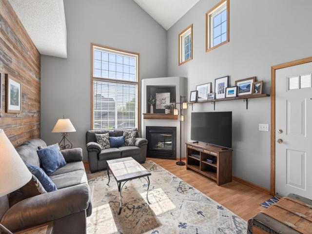 1701 Elm Street Saint Paul MN 55110 - MLS# 7065361
