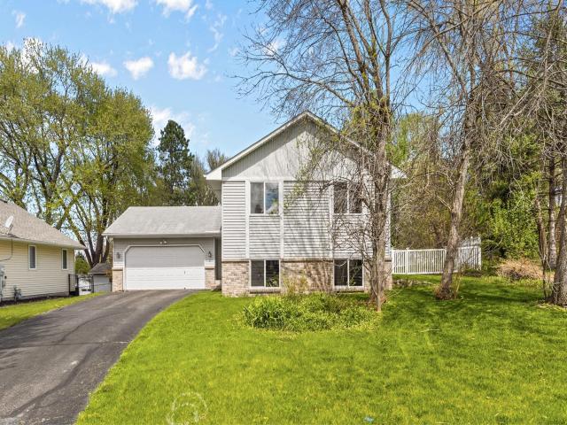 1387 Clarence Court Saint Paul MN 55106 - MLS# 7065775