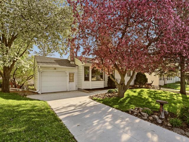 3821 4th Place NW Rochester MN 55901 - MLS# 7065792