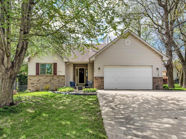 1056 11th Avenue NE Owatonna MN 55060 - MLS# 7065990