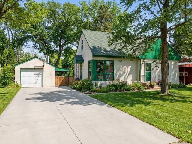 711 Grandview Avenue W Saint Paul MN 55113 - MLS# 7065991