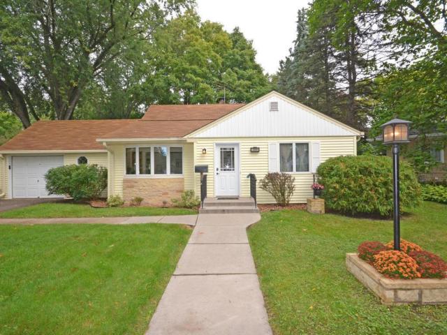 2099 Lacrosse Avenue Saint Paul MN 55119 - MLS# 7066006