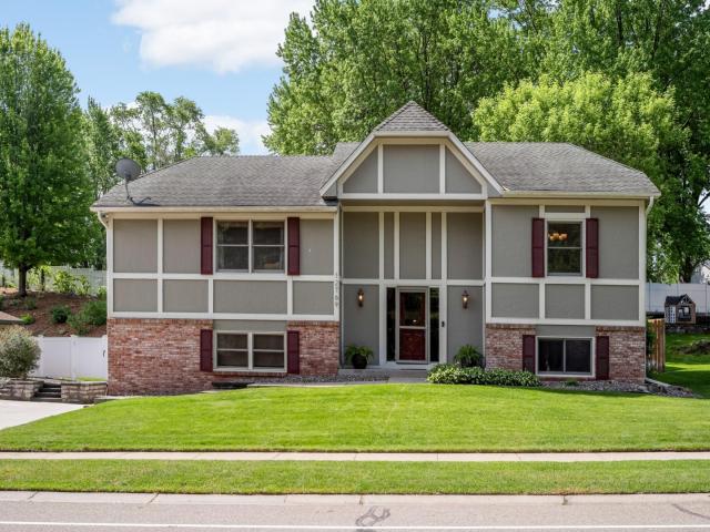 12769 Diamond Path Saint Paul MN 55124 - MLS# 7066200