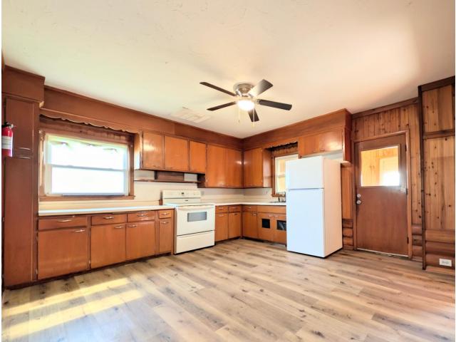 513 4th Street SW Montgomery MN 56069 - MLS# 7066210