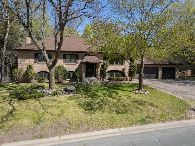 1523 Wellington Way Saint Paul MN 55122 - MLS# 7066286