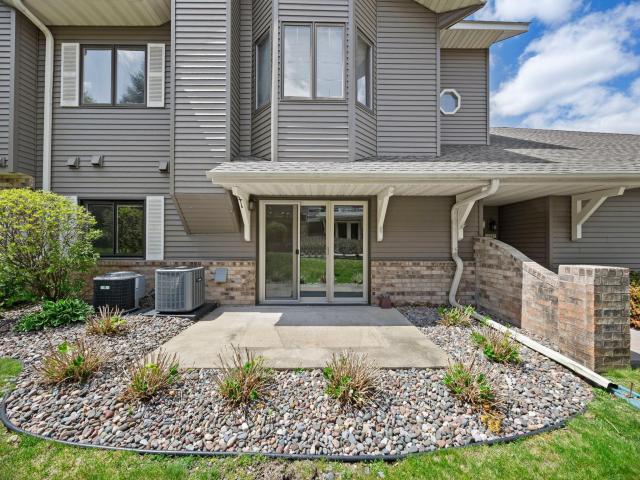 12605 Sherwood Place Hopkins MN 55305 - MLS# 7066406