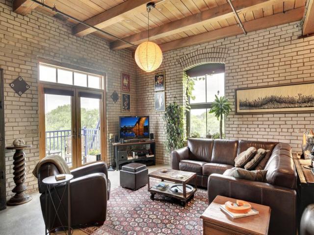 127 5th Street NE Unit 301 Minneapolis MN 55413 - MLS# 7066454