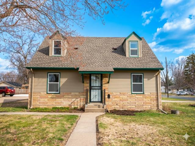 185 49th Avenue NE Minneapolis MN 55421 - MLS# 7066475