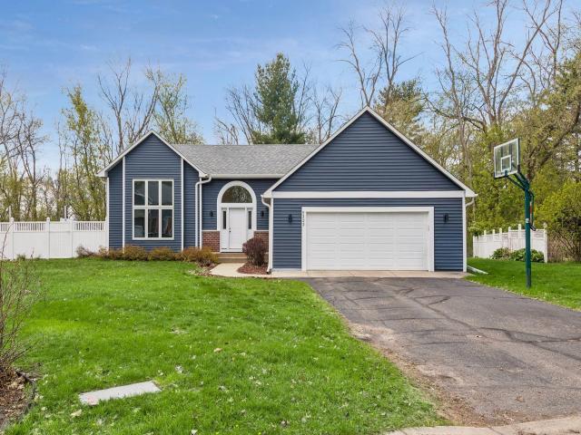 5323 Cedarwood Court Saint Paul MN 55110 - MLS# 7066528