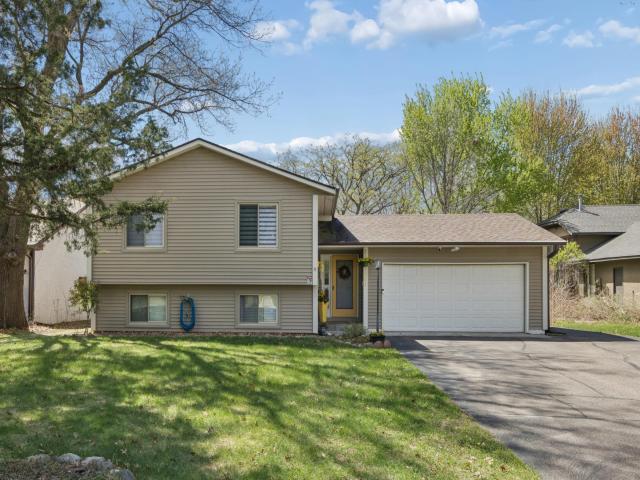 11564 Flintwood Street NW Minneapolis MN 55448 - MLS# 7066834