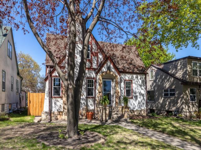 4151 Queen Avenue N Minneapolis MN 55412 - MLS# 7067103