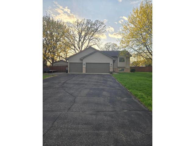 13676 Marigold Street NW Andover MN 55304 - MLS# 7067112