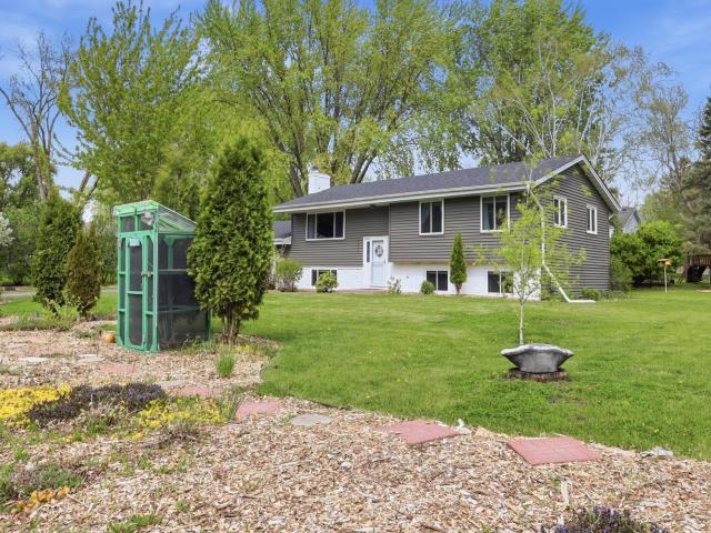 4440 Urbandale Court N Minneapolis MN 55446 - MLS# 7067134