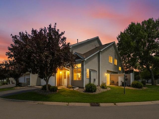 1781 Stone Meadow Boulevard Shakopee MN 55379 - MLS# 7067274