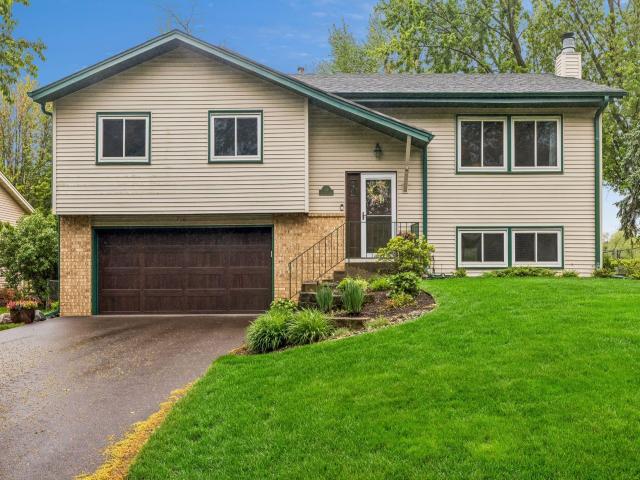 710 Clearbrook Lane Vadnais Heights MN 55127 - MLS# 7067377