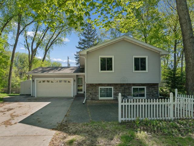 75 Pleasant Lane E Excelsior MN 55331 - MLS# 7067522