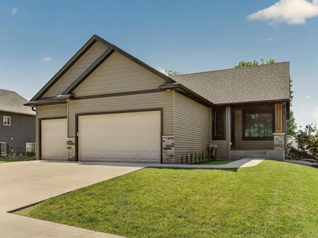 3402 Ridgeline Drive SE Rochester MN 55904 - MLS# 7067632