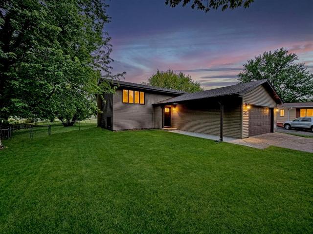 3333 74th Circle N Minneapolis MN 55443 - MLS# 7067819