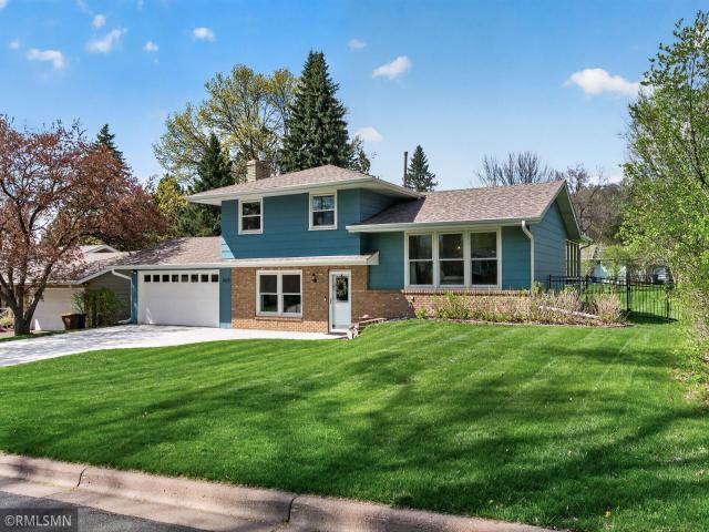2479 Hillside Road Saint Paul MN 55110 - MLS# 7068217