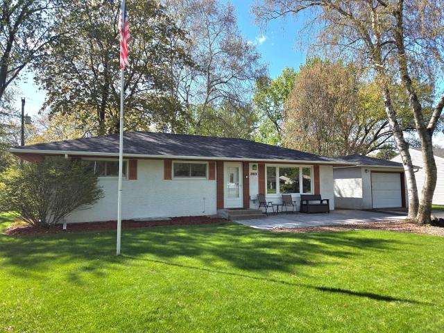 3811 Saint Regis Drive White Bear Lake MN 55110 - MLS# 7068239