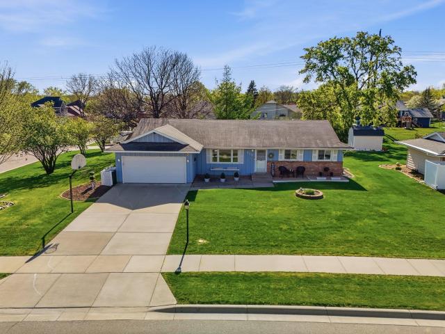 970 Redwood Drive Apple Valley MN 55124 - MLS# 7068287