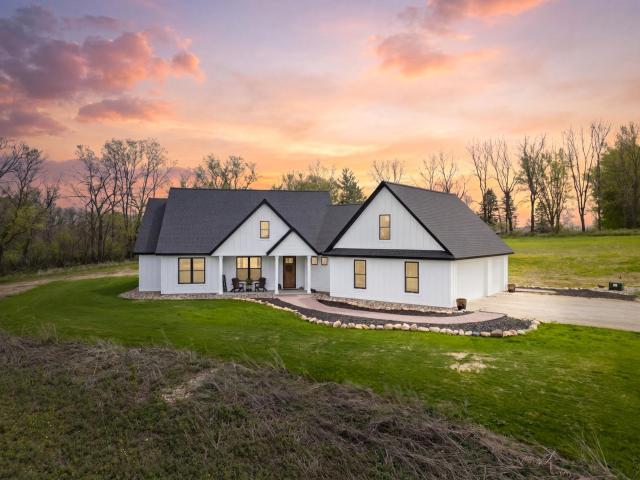 9016 County Road 3 NW Oronoco MN 55960 - MLS# 7068337