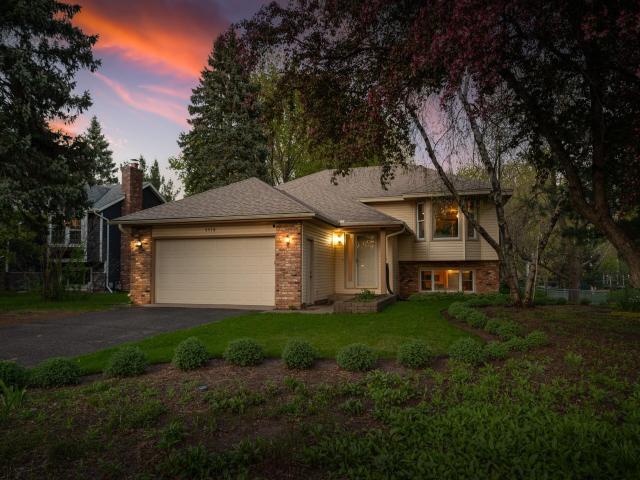 5970 Pheasant Drive Saint Paul MN 55126 - MLS# 7068355