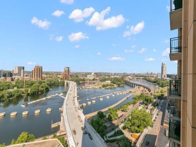 100 3rd Avenue S Unit 1703 Minneapolis MN 55401 - MLS# 7068470