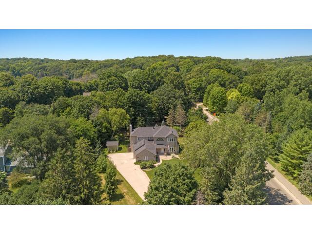 18339 Ridgewood Road Minnetonka MN 55345 - MLS# 7068658