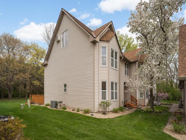 1727 Whitaker Street White Bear Lake MN 55110 - MLS# 7068934