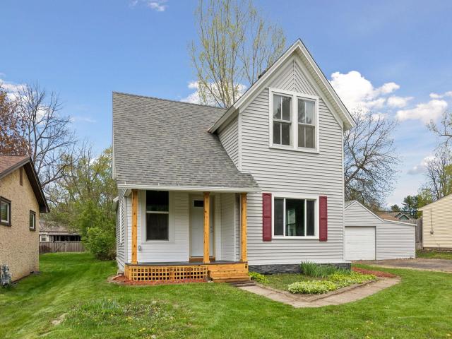 2587 2nd Avenue E North Saint Paul MN 55109 - MLS# 7069042