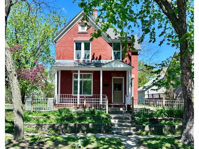 697 Tuscarora Avenue Saint Paul MN 55102 - MLS# 7069172