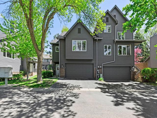 2284 Sherwood Court Hopkins MN 55305 - MLS# 7069226