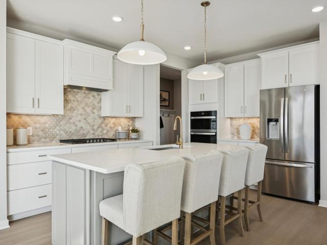 10390 McGregor Boulevard Woodbury MN 55129 - MLS# 7069320