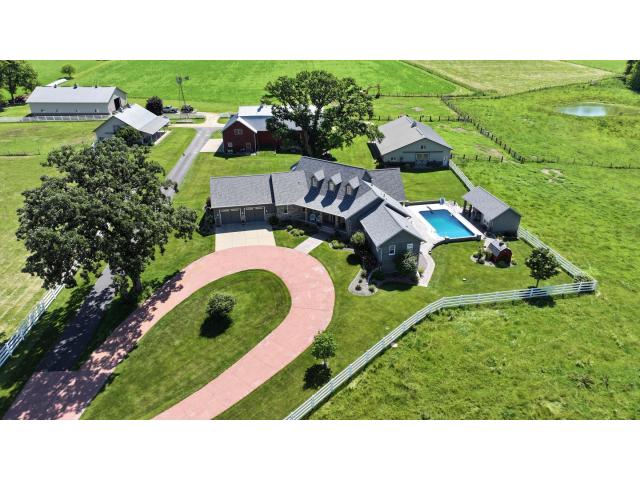 24020 CTY 17 Winona MN 55987 - MLS# 7069381