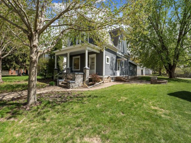 139 E University Street Owatonna MN 55060 - MLS# 7069482