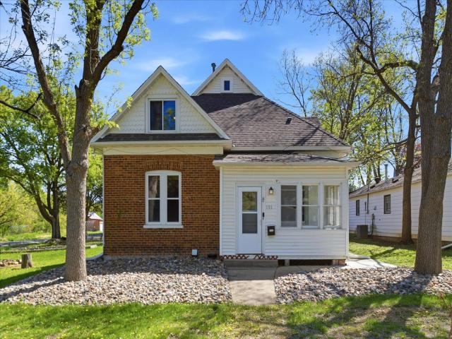 131 Main Street N Shakopee MN 55379 - MLS# 7069533