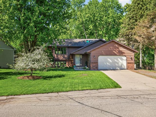 17125 Hemlock Court Lakeville MN 55044 - MLS# 7069619