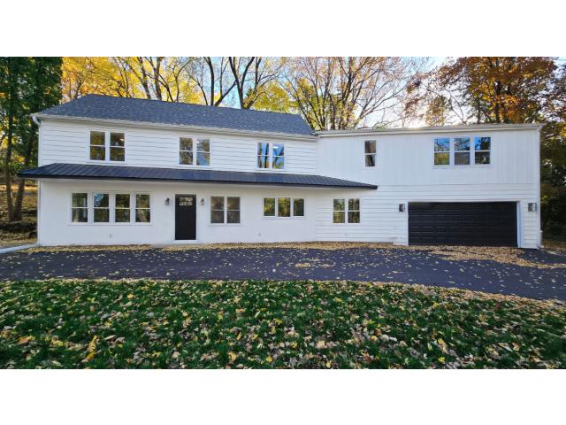 5111 Colonial Drive Golden Valley MN 55416 - MLS# 7069620