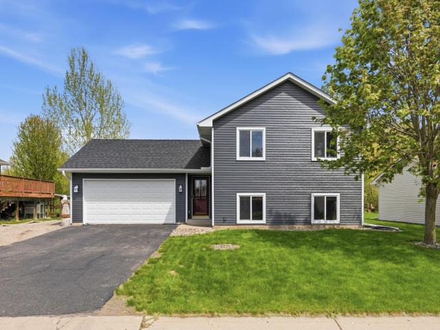 104 Century Lane Silver Lake MN 55381 - MLS# 7069678